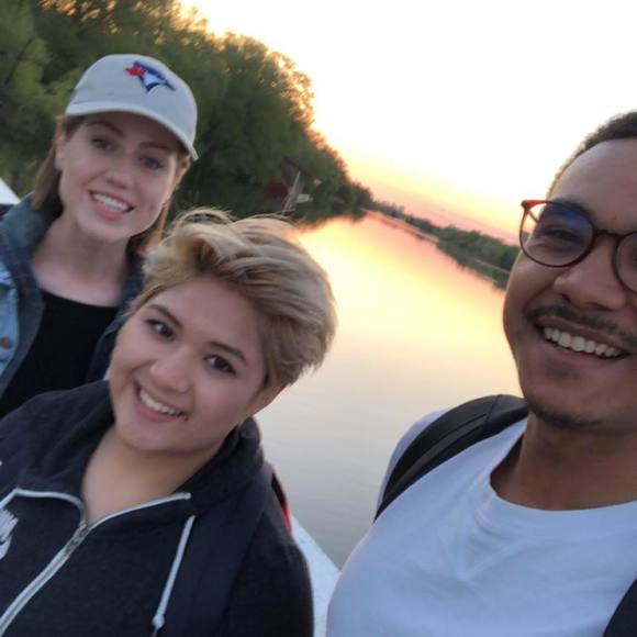 Meet your Posher, Amanda - Picture 1 of 1